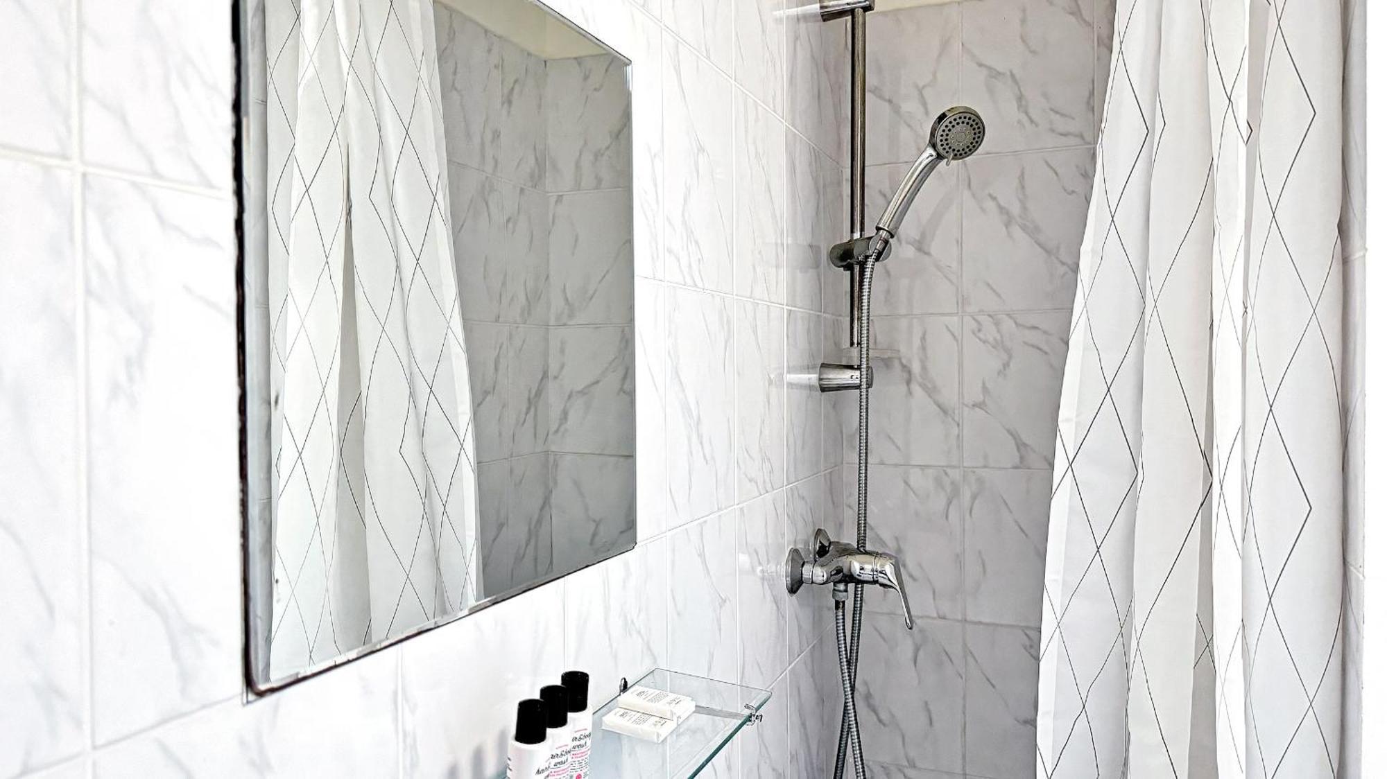 Cinnabar Appartement *