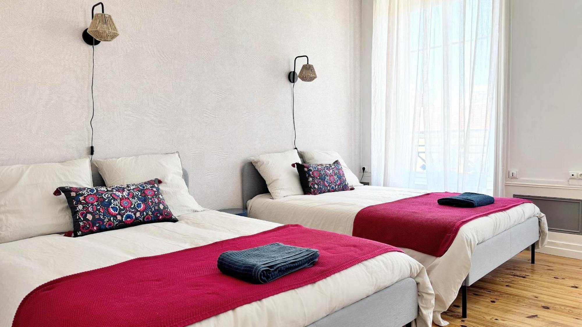 Cinnabar Apartment